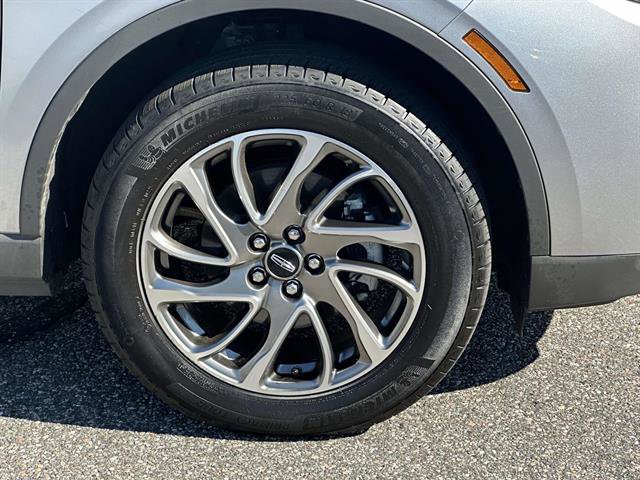 Used 2022 Lincoln Corsair AWD w/ Equipment Group 101A image 6