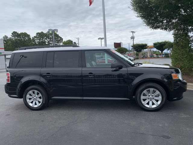 Used 2010 Ford Flex SE FWD image 9