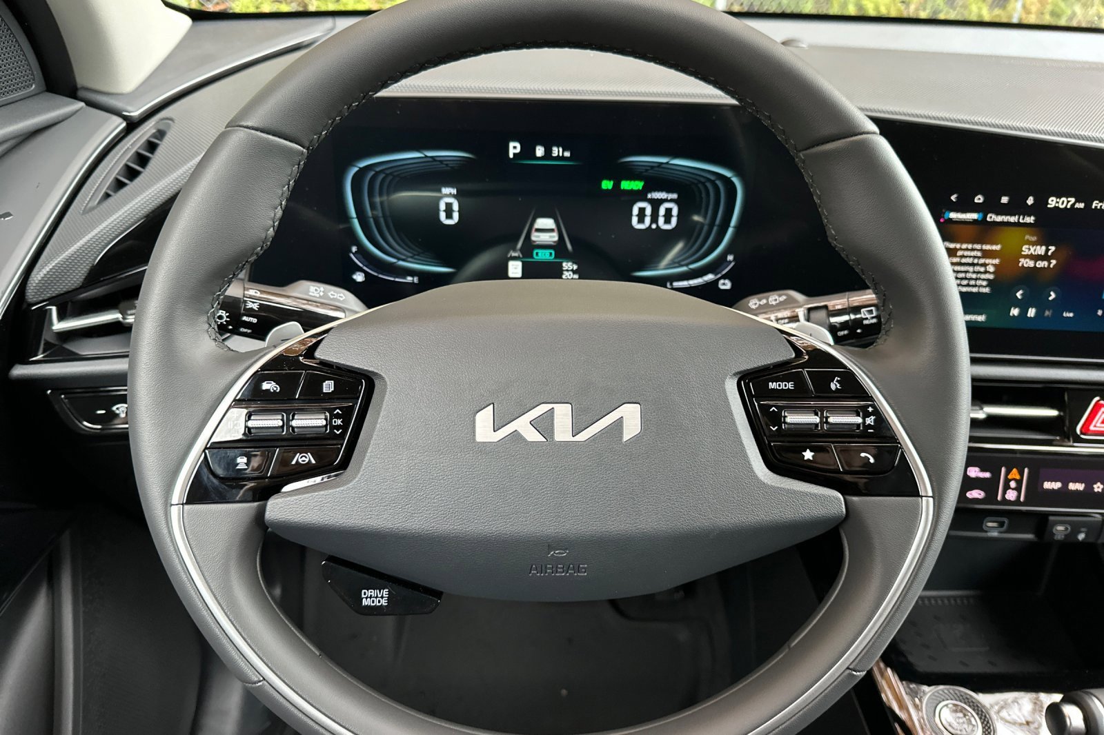 New 2025 Kia Niro EX image 20