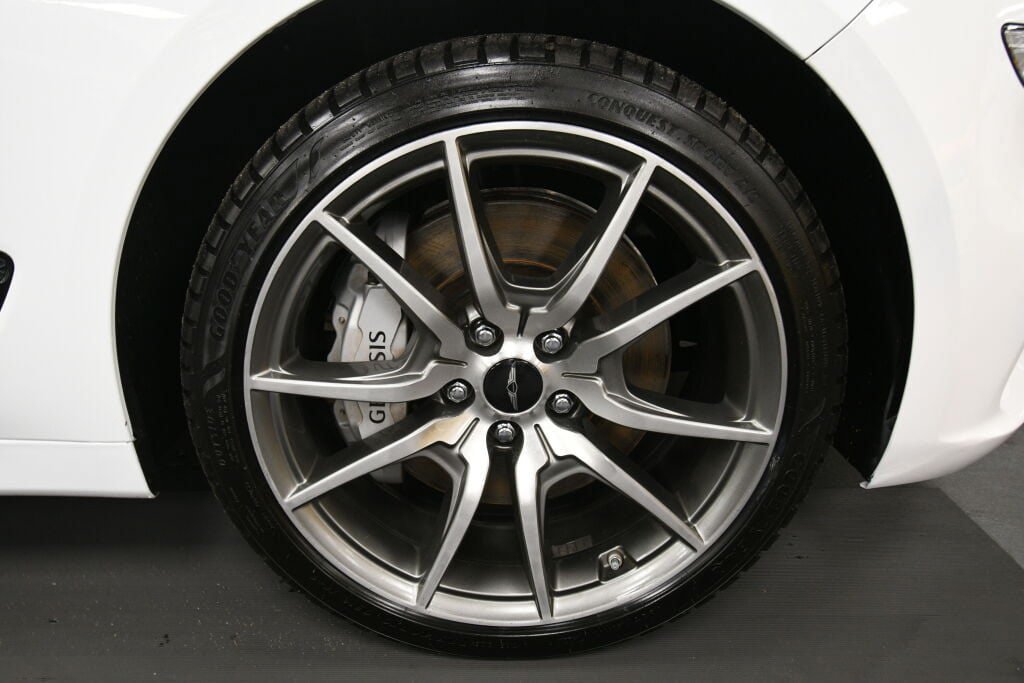 Used 2025 Genesis G70 2.5T AWD/4WD image 30