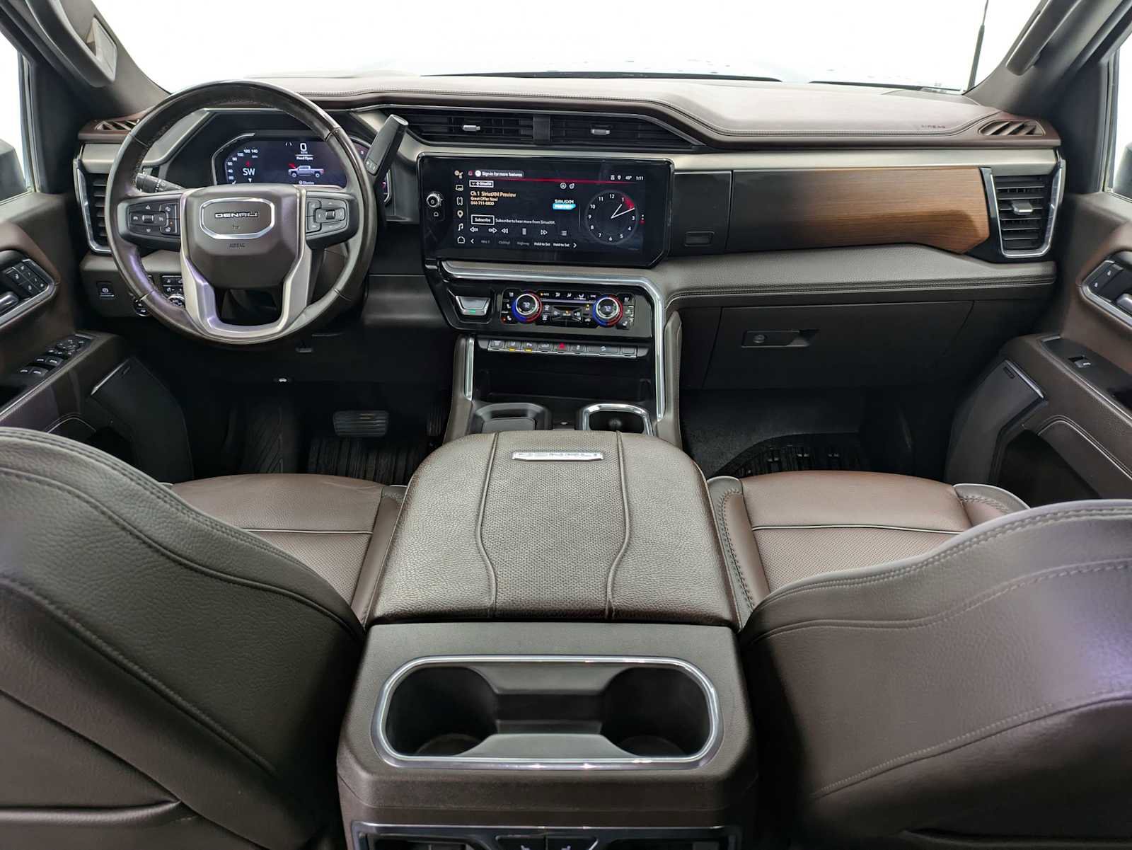 Used 2025 GMC Sierra 2500 Denali w/ Denali Reserve Package image 17