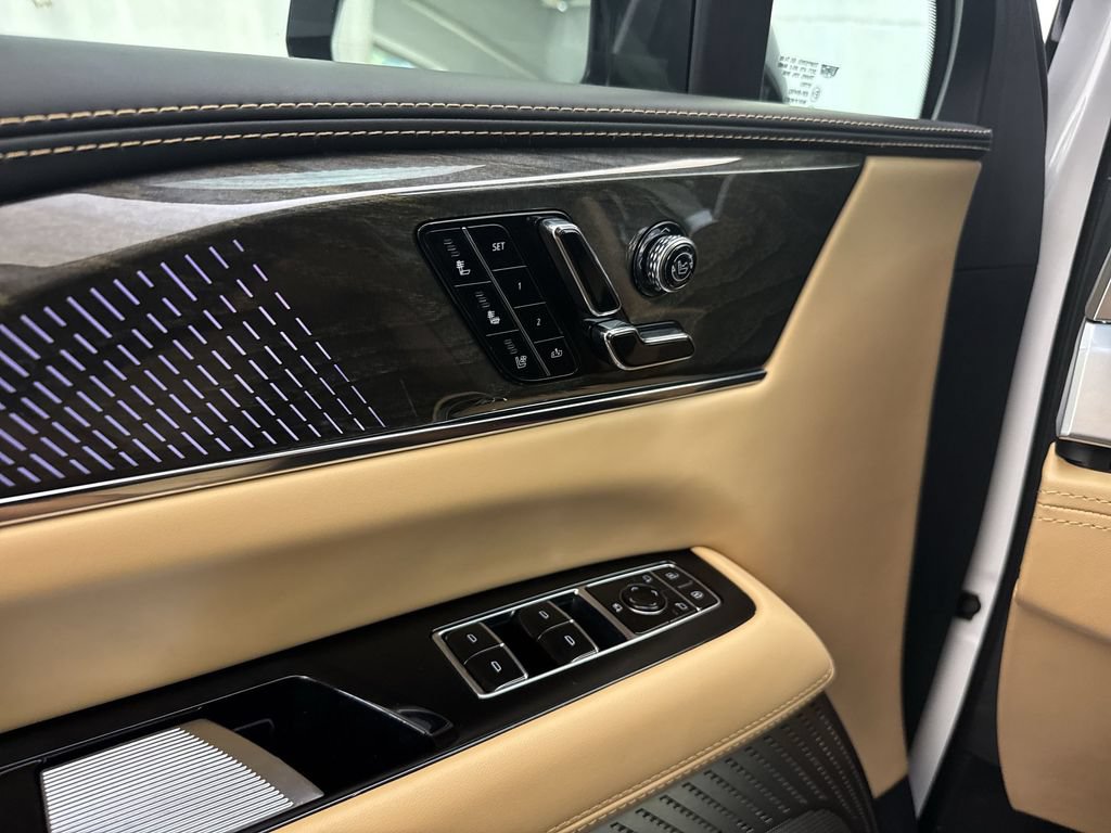 Used 2025 Cadillac Escalade IQ Sport 2 w/ LPO, ONYX Package AWD/4WD image 24