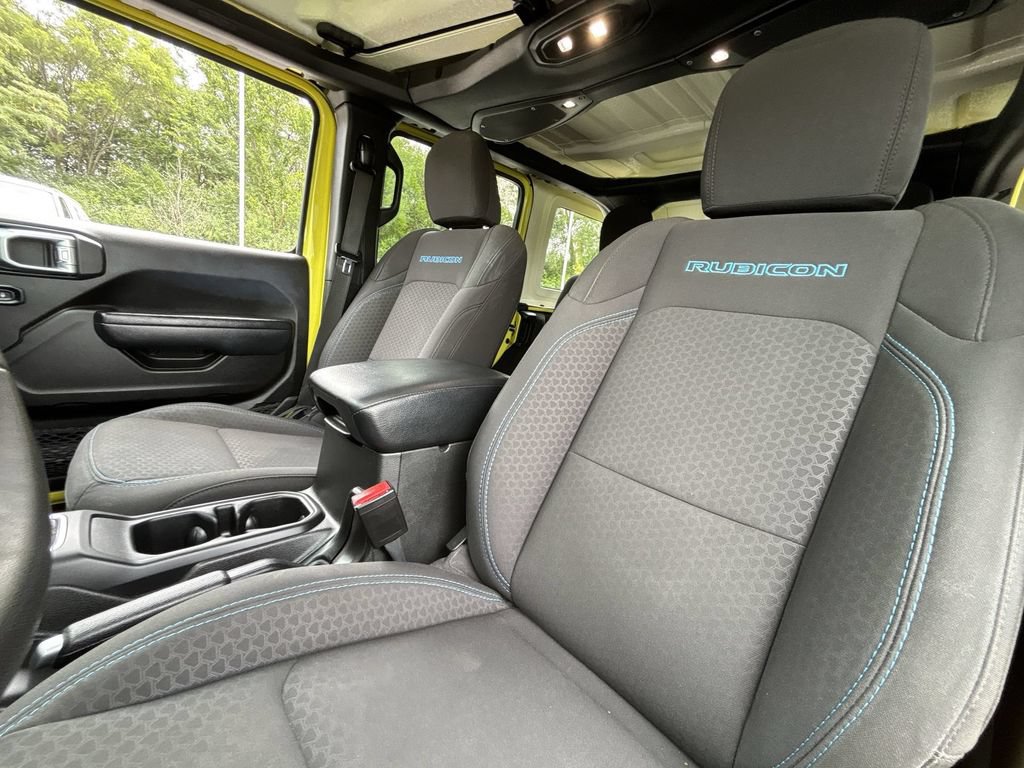 Used 2024 Jeep Wrangler Unlimited Rubicon 4xe AWD/4WD image 13
