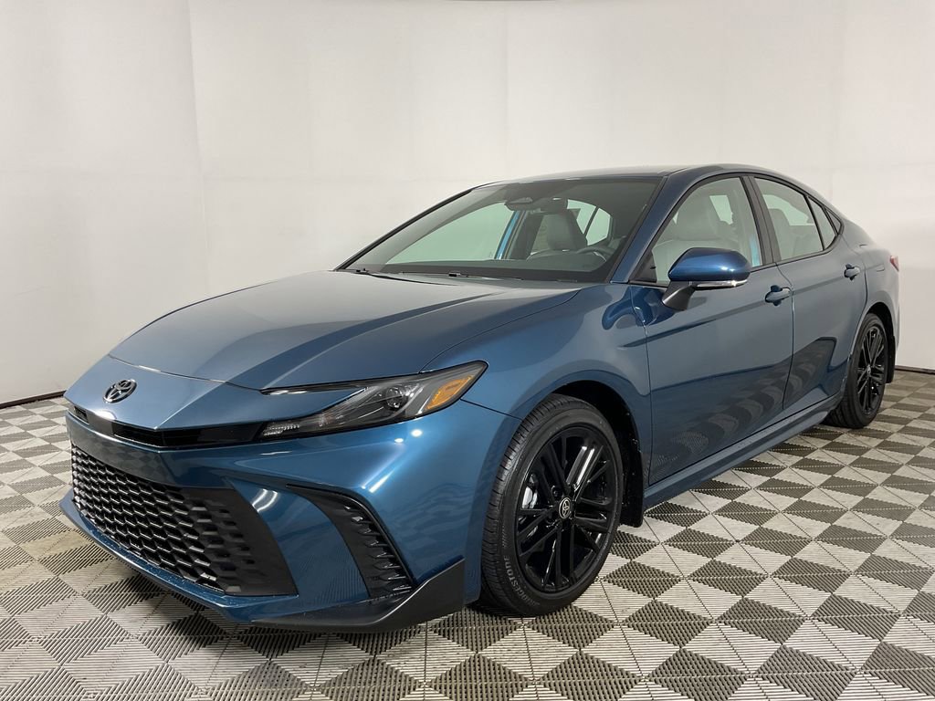 New 2026 Toyota Camry SE image 3