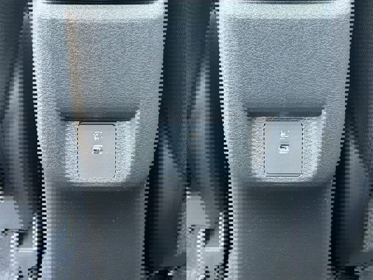 New 2025 Nissan Versa SV w/ Trunk Package image 13