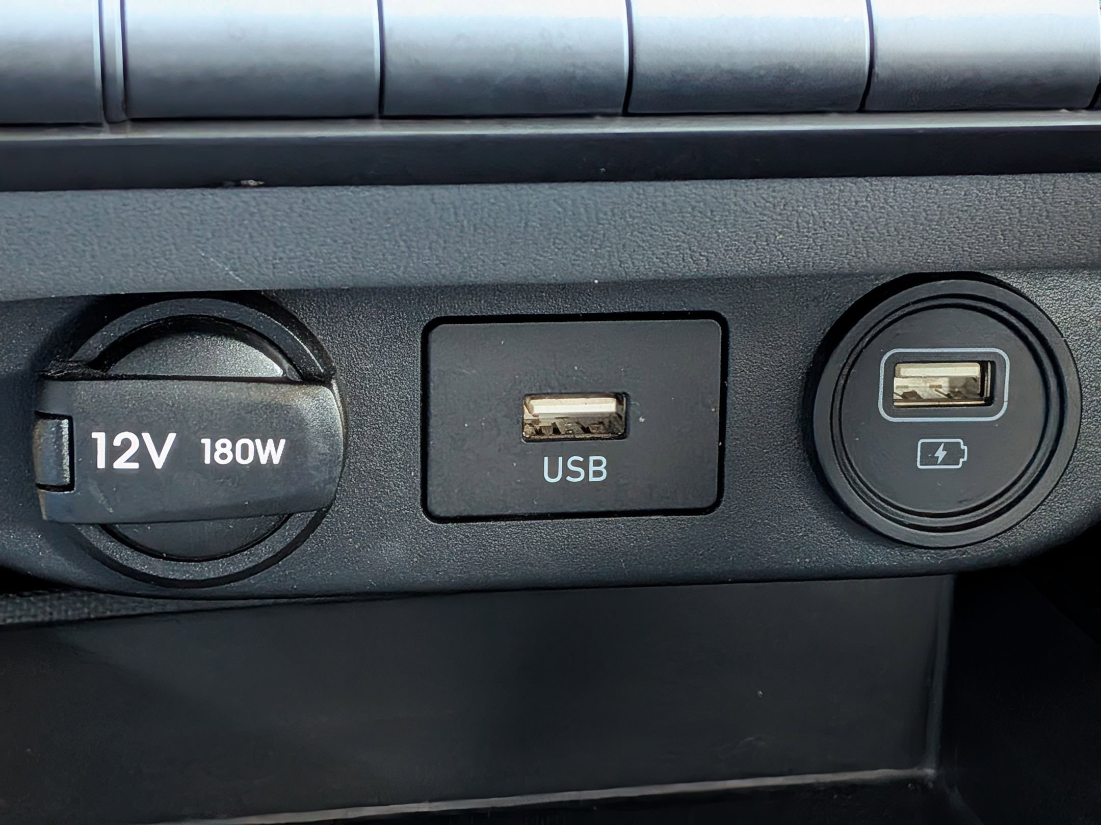 Used 2023 Hyundai Elantra SEL image 20