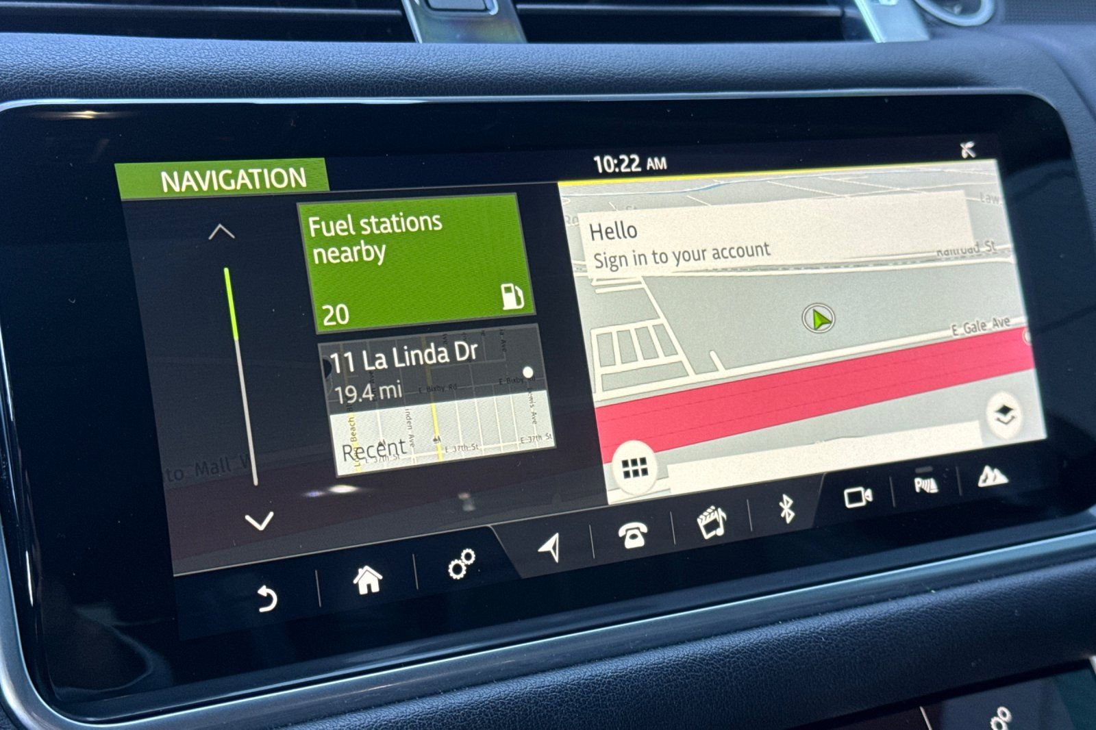 Used 2020 Land Rover Range Rover Sport HSE image 22