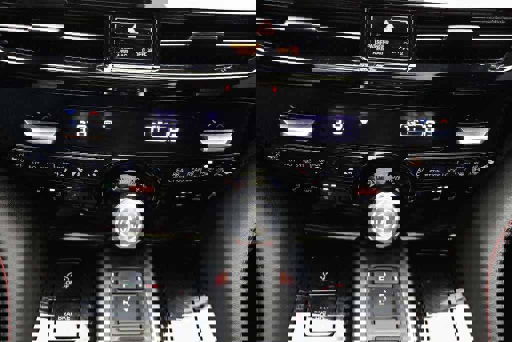 Used 2024 Acura MDX A-Spec image 30