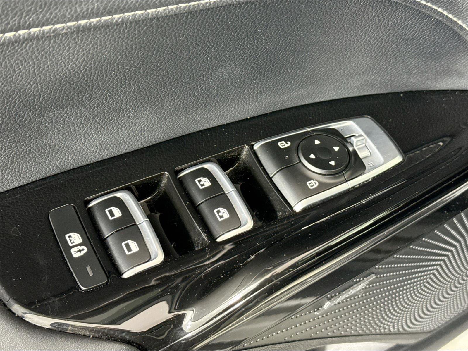 Used 2025 Kia K5 GT-Line w/ GT-Line Premium Package FWD image 27