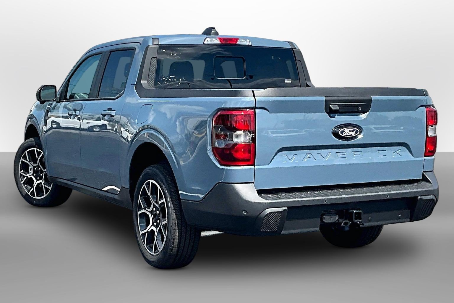 New 2026 Ford Maverick Lariat w/ 4K Tow Package AWD/4WD image 3
