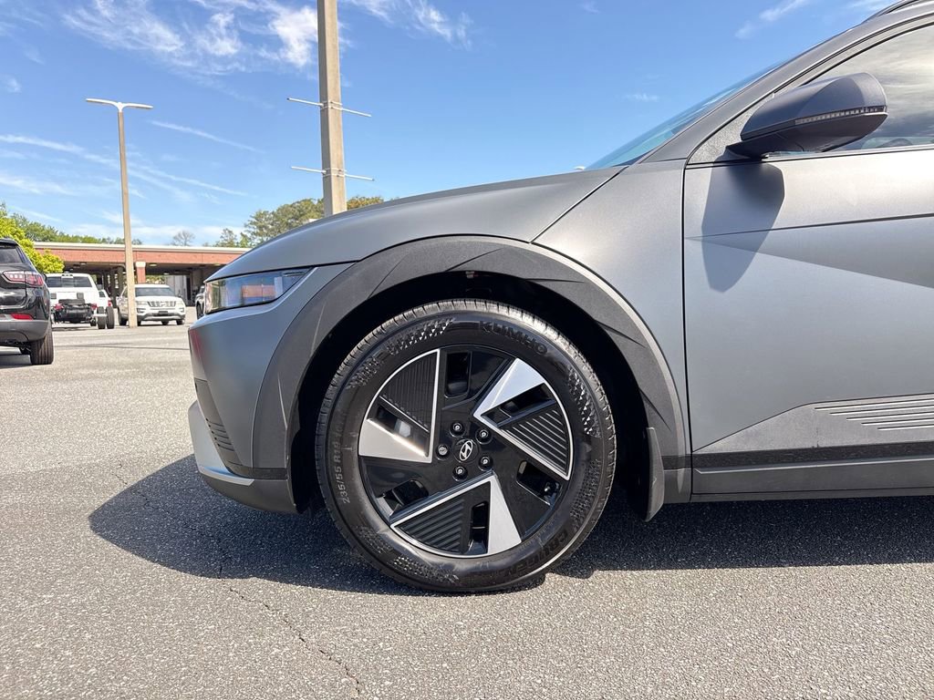 Used 2025 Hyundai Ioniq 5 SEL image 10