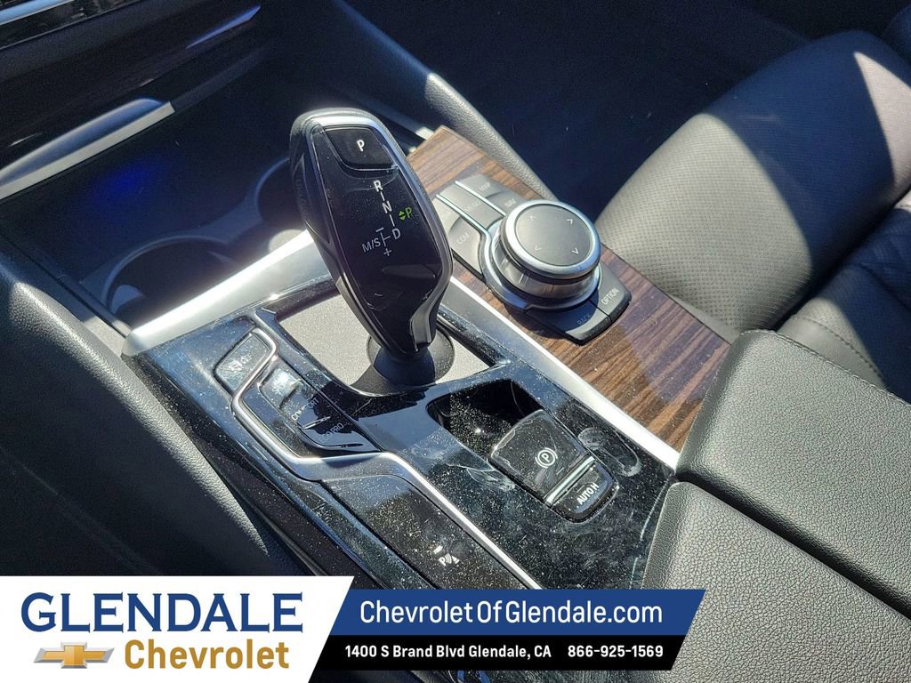 Used 2022 BMW 540i w/ M Sport Package image 27