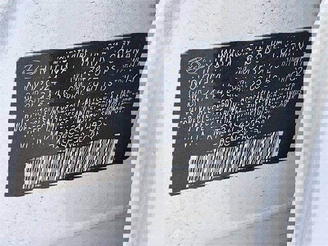 Used 2025 Genesis G70 2.5T image 28