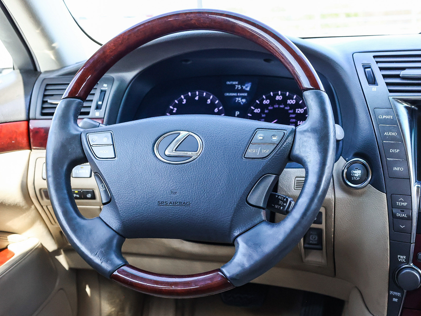 Used 2007 Lexus LS 460 RWD image 17