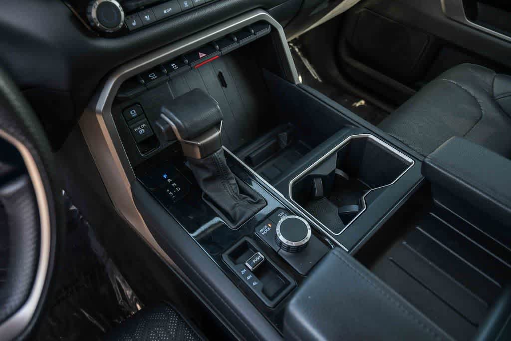 Used 2024 Toyota Tundra Limited AWD/4WD image 19