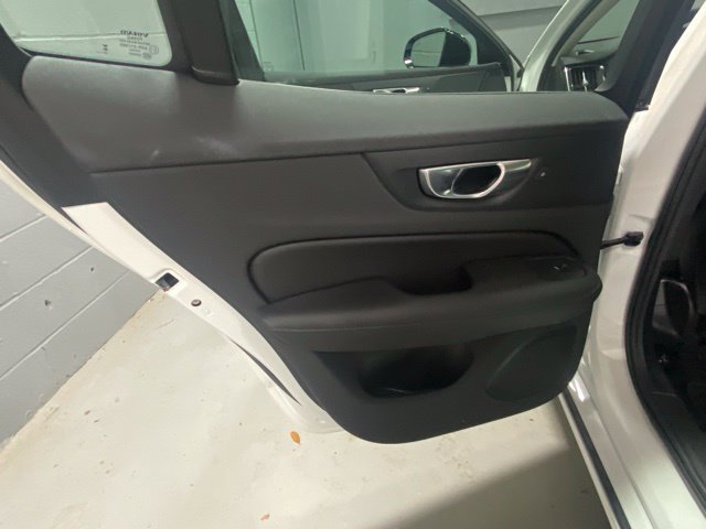 Used 2025 Volvo S60 B5 Core AWD/4WD image 8