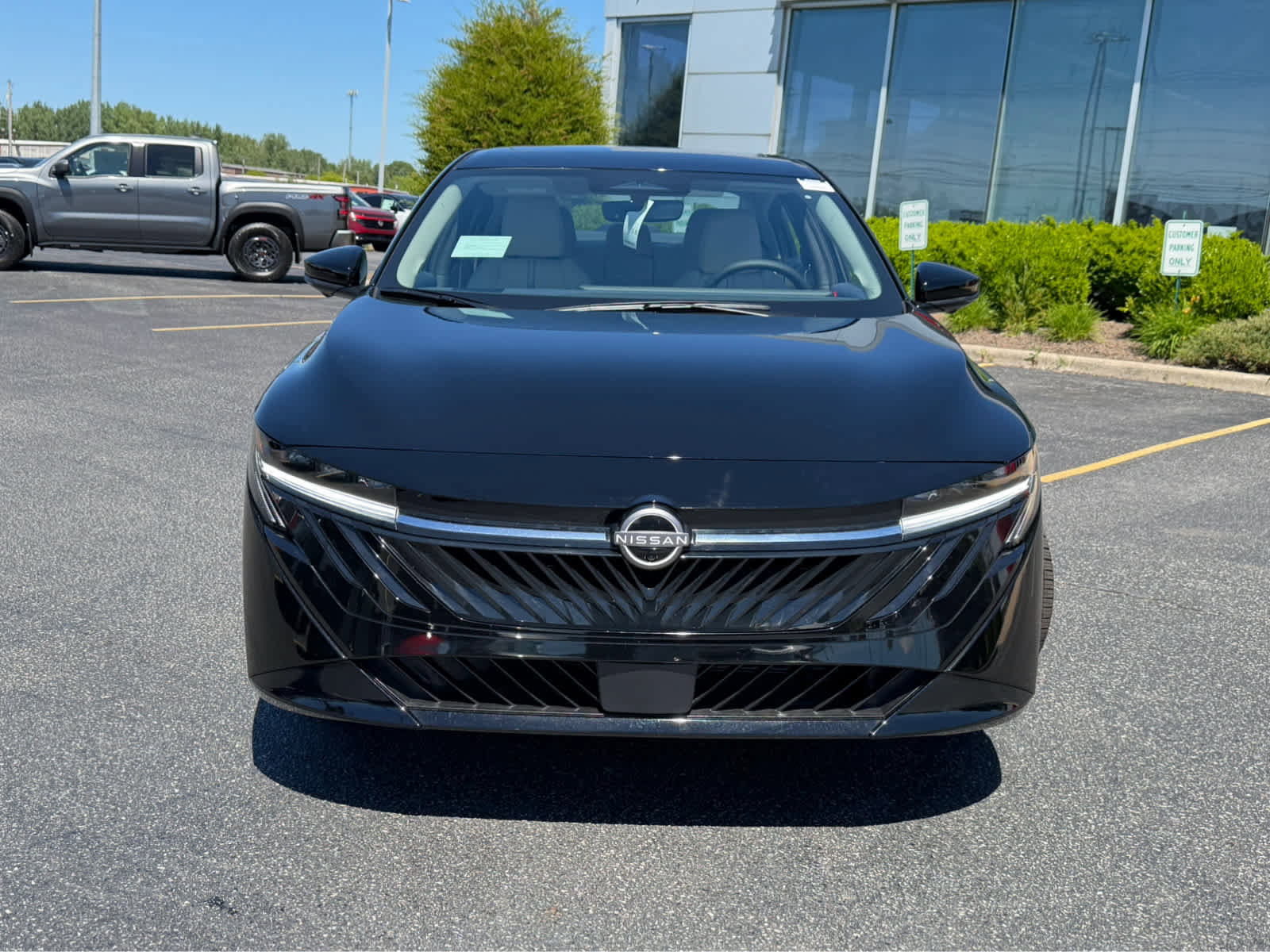 New 2026 Nissan Sentra SL FWD image 2