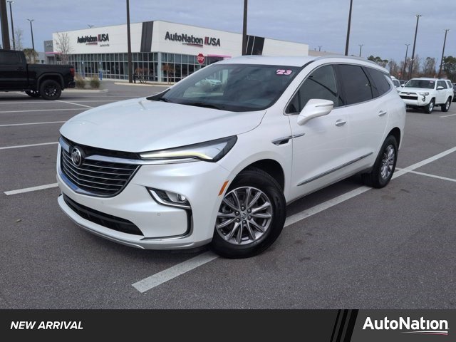 Used 2023 Buick Enclave Essence w/ Trailering Package, 5000 lbs.