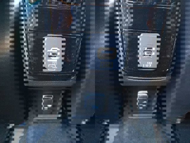 New 2026 Jeep Compass Limited w/ Sun, Sound & Navigation Group image 8