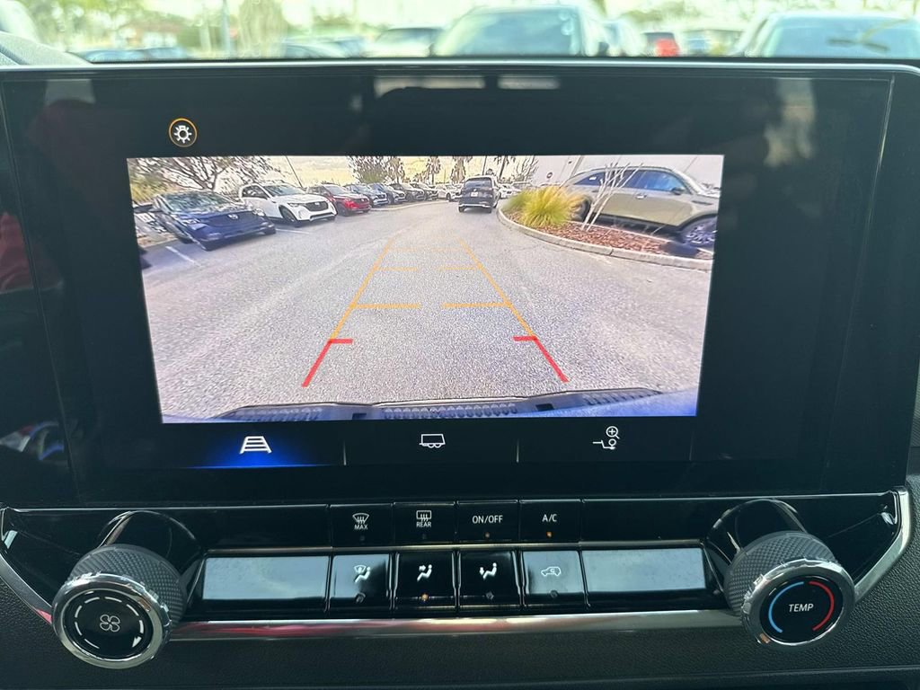 Used 2023 Chevrolet Colorado Trail Boss AWD/4WD image 30