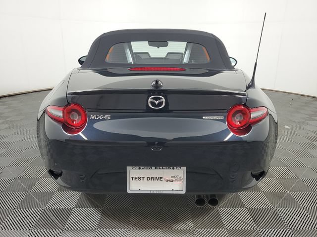New 2026 MAZDA MX-5 Miata Club w/ Interior Package RWD image 5