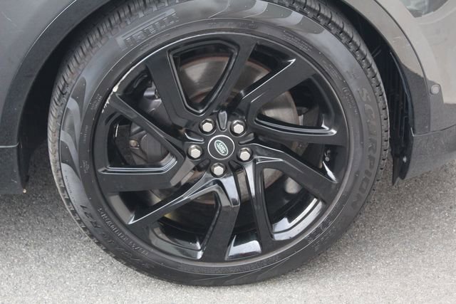 Used 2023 Land Rover Discovery S R-Dynamic image 9