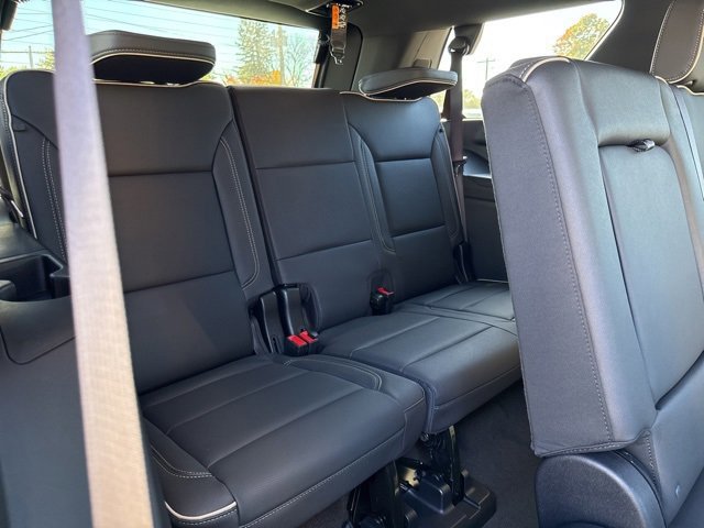 New 2026 GMC Yukon Elevation image 11
