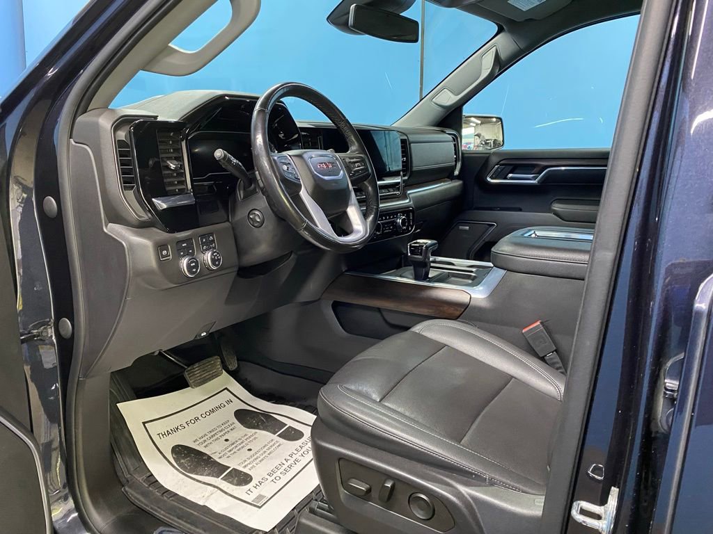 Used 2022 GMC Sierra 1500 SLT w/ SLT Convenience Package AWD/4WD image 14