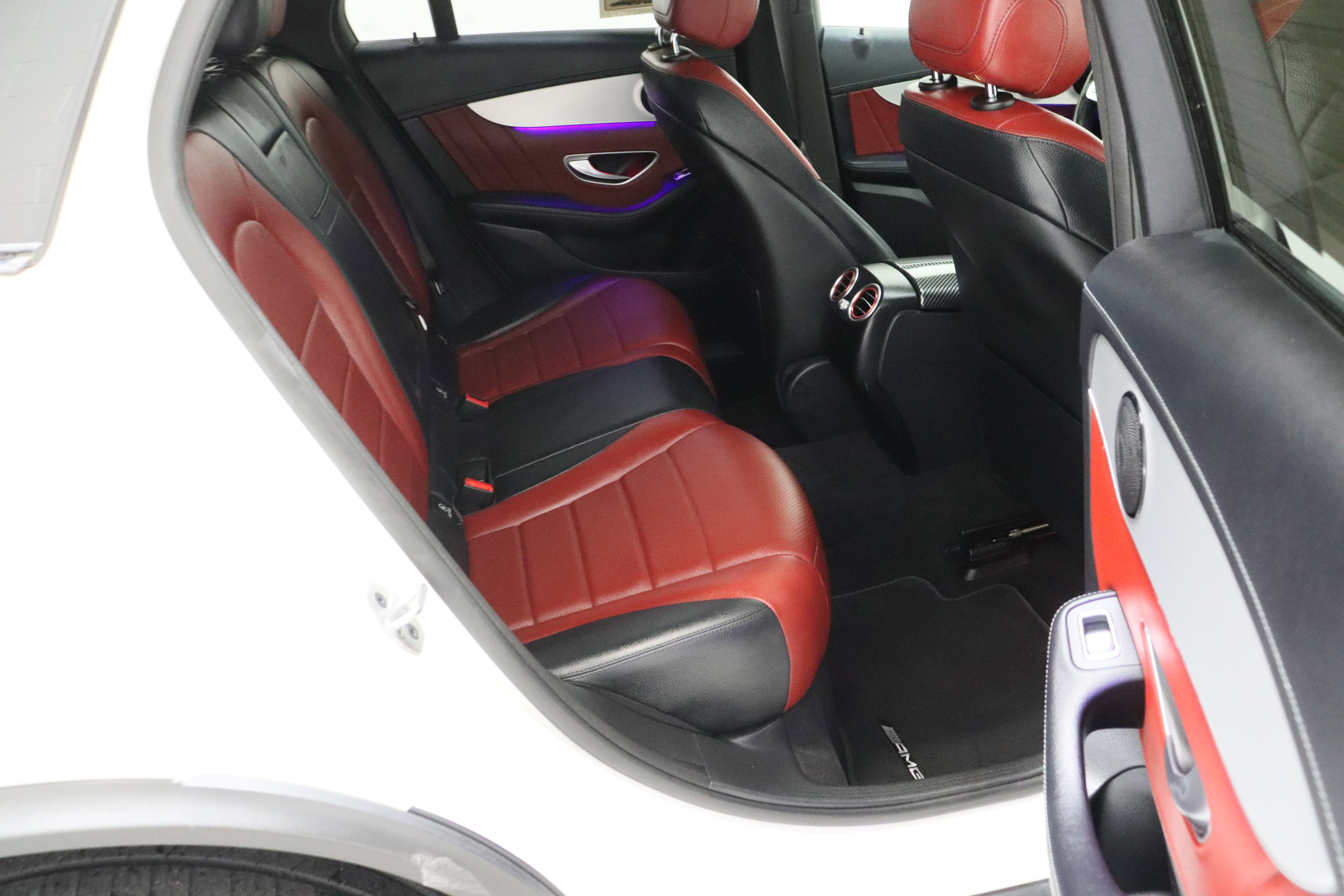 Used 2022 Mercedes-Benz GLC 300 4MATIC Coupe image 38