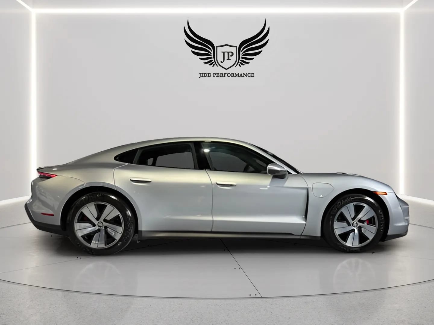 Used 2020 Porsche Taycan 4S w/ Premium Package AWD/4WD image 8
