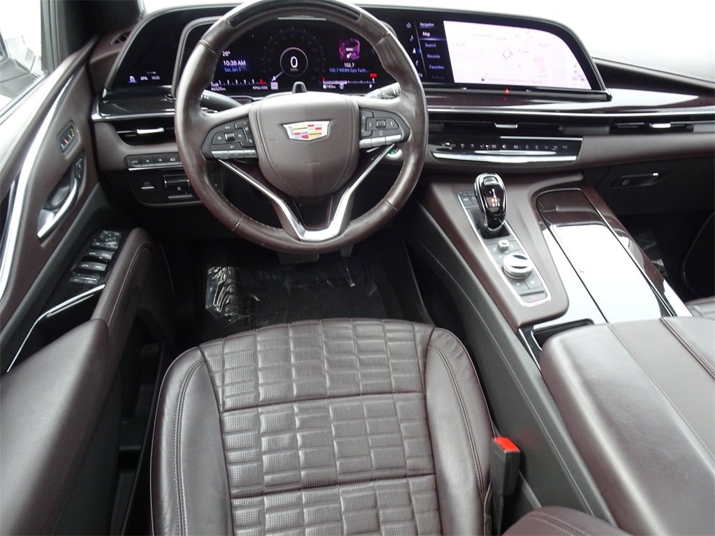 Certified 2023 Cadillac Escalade ESV Premium Luxury Platinum w/ LPO, Radiant Package image 15