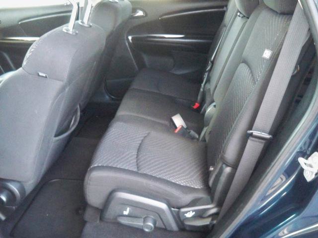 Used 2015 Dodge Journey SXT w/ Flexible Seating Group image 5