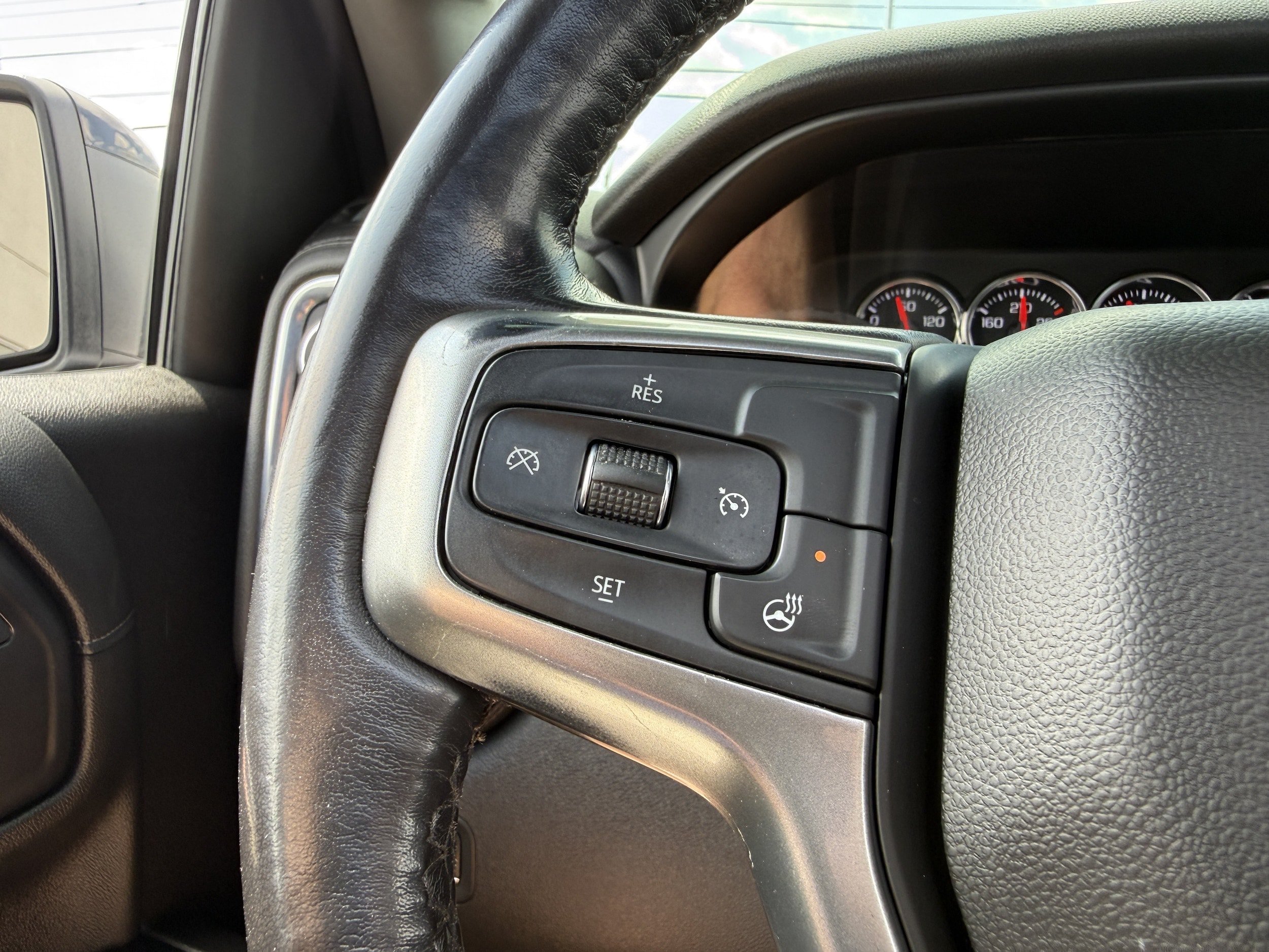 Used 2021 Chevrolet Silverado 1500 LT Trail Boss w/ Convenience Package II AWD/4WD image 18