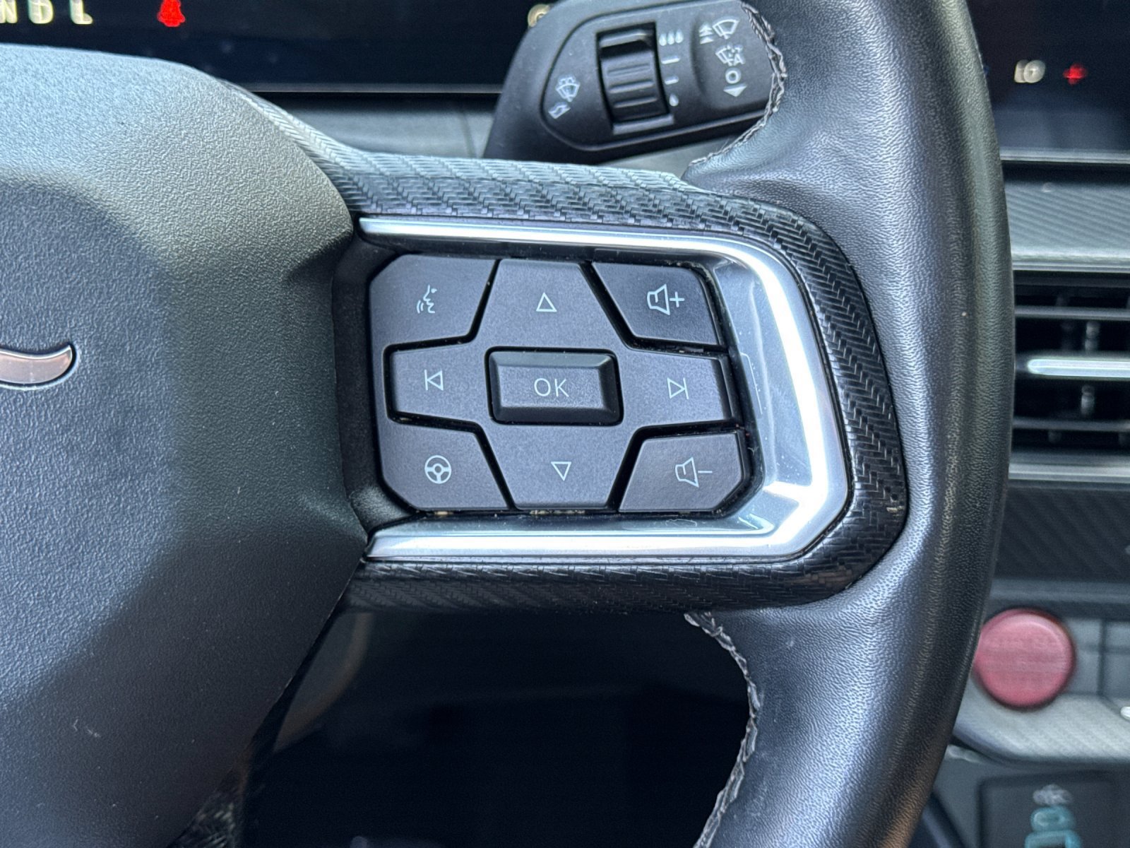 Used 2024 Ford Mustang Coupe RWD image 29