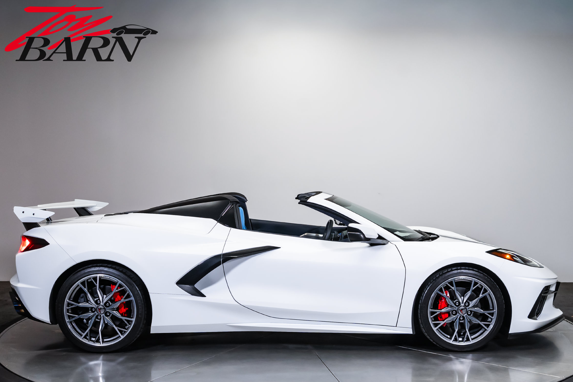 Used 2024 Chevrolet Corvette Stingray Premium Conv w/ 3LT RWD image 6
