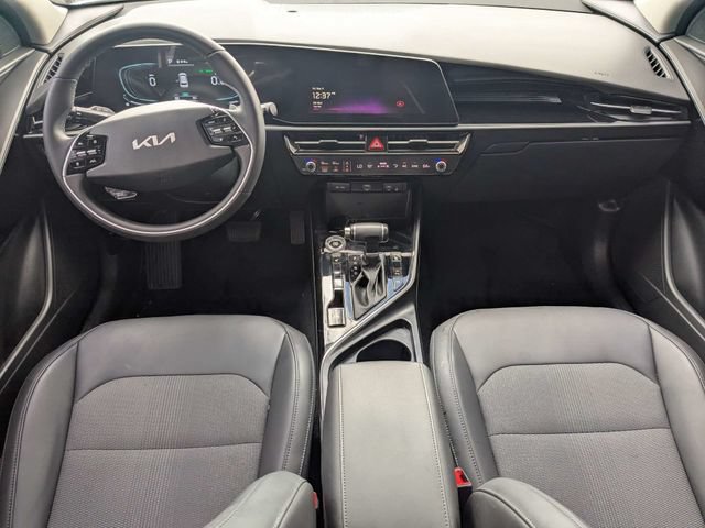 Used 2025 Kia Niro EX FWD image 15