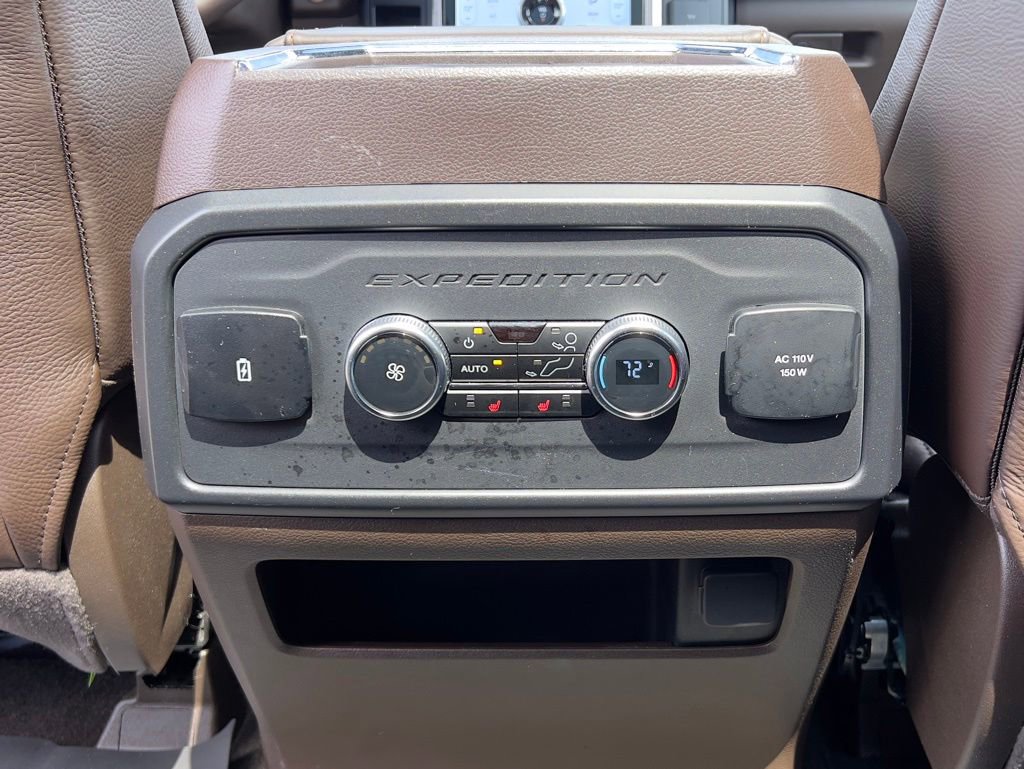 Used 2024 Ford Expedition King Ranch RWD image 19