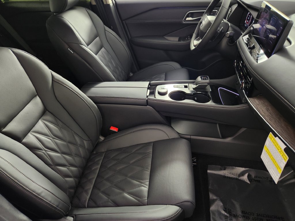New 2026 Nissan Rogue Platinum AWD/4WD image 15