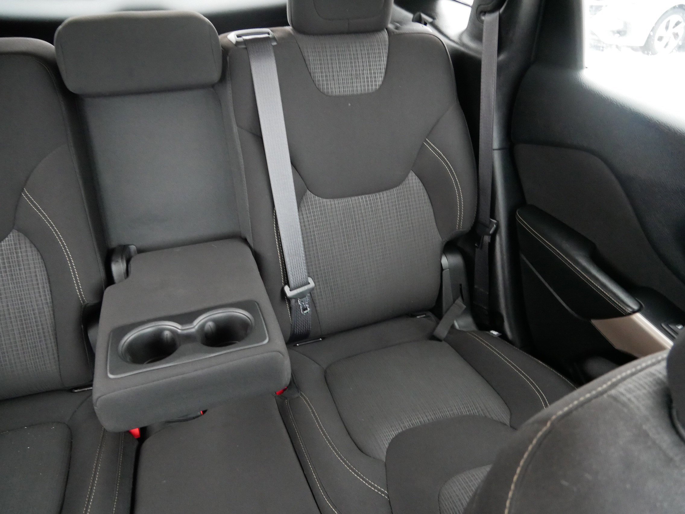 Used 2017 Jeep Cherokee Latitude image 14