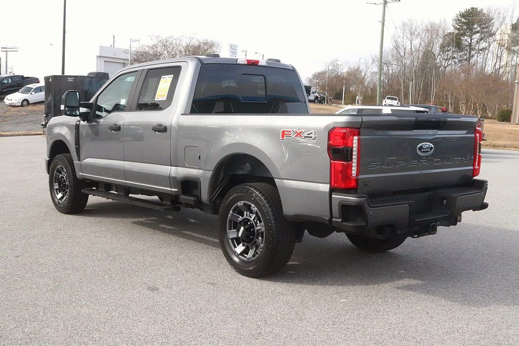 Used 2024 Ford F250 XL w/ STX Appearance Package image 5
