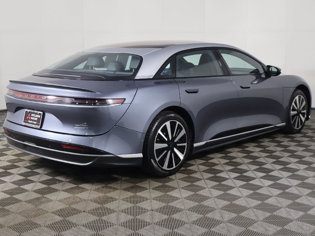 Used 2024 Lucid Air Touring AWD/4WD image 10