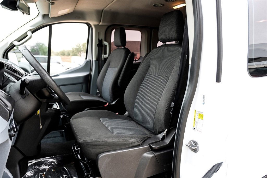 Used 2019 Ford Transit 350 XLT image 29