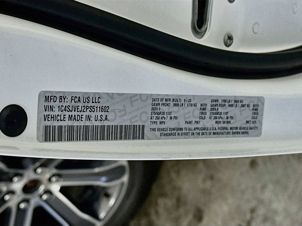 Used 2023 Jeep Grand Wagoneer 4WD image 36