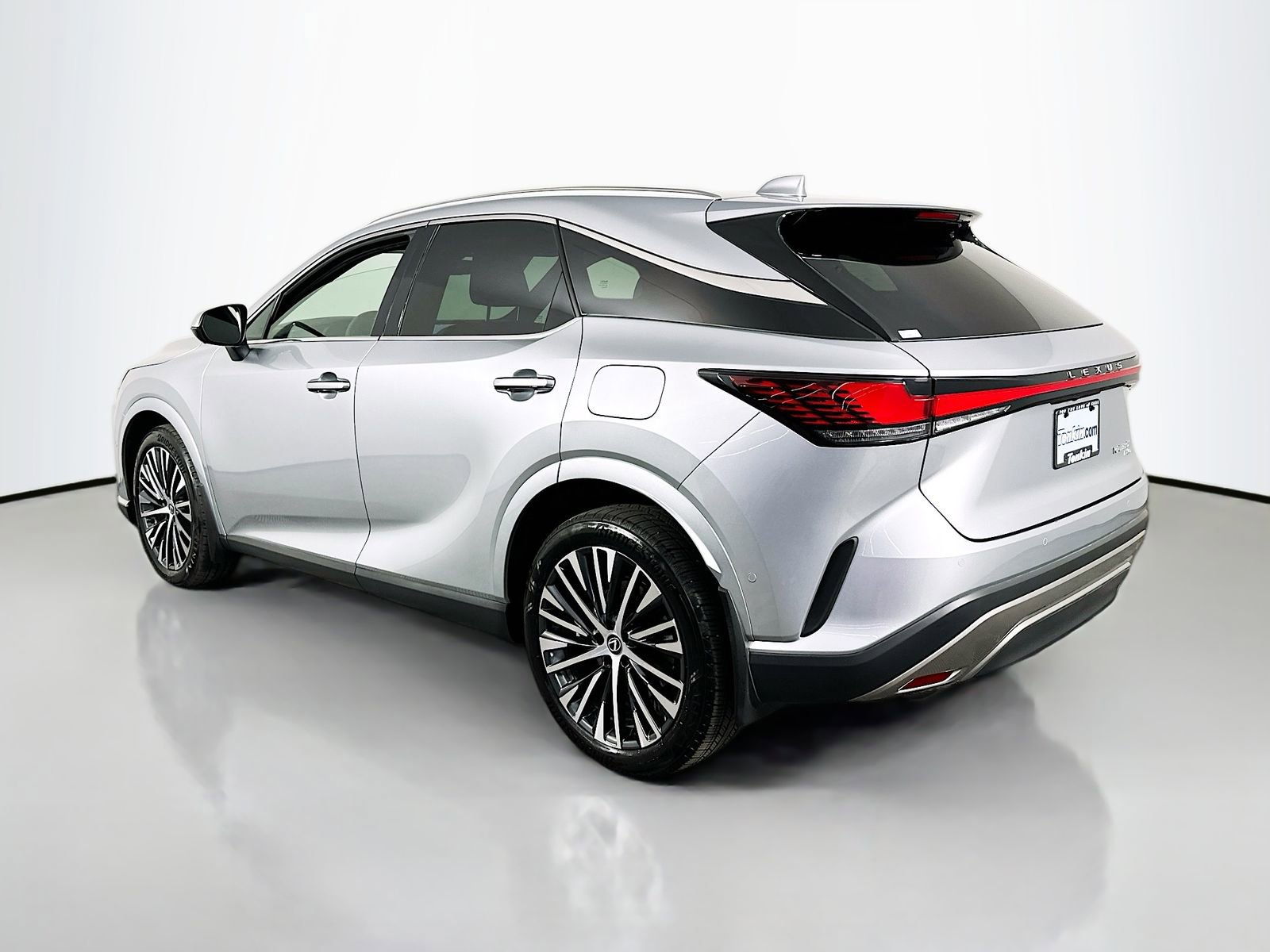 Used 2025 Lexus RX 350 w/ Convenience Package AWD/4WD image 5