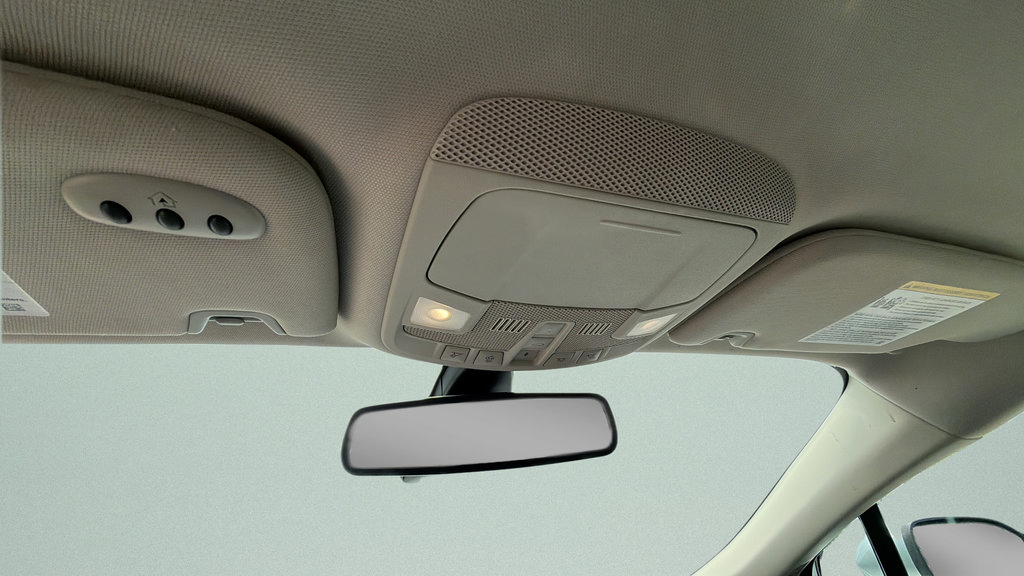 Used 2020 Ford Fusion Energi Titanium FWD image 23