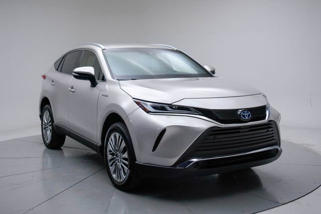 Used 2021 Toyota Venza XLE w/ Softex Package AWD/4WD image 7