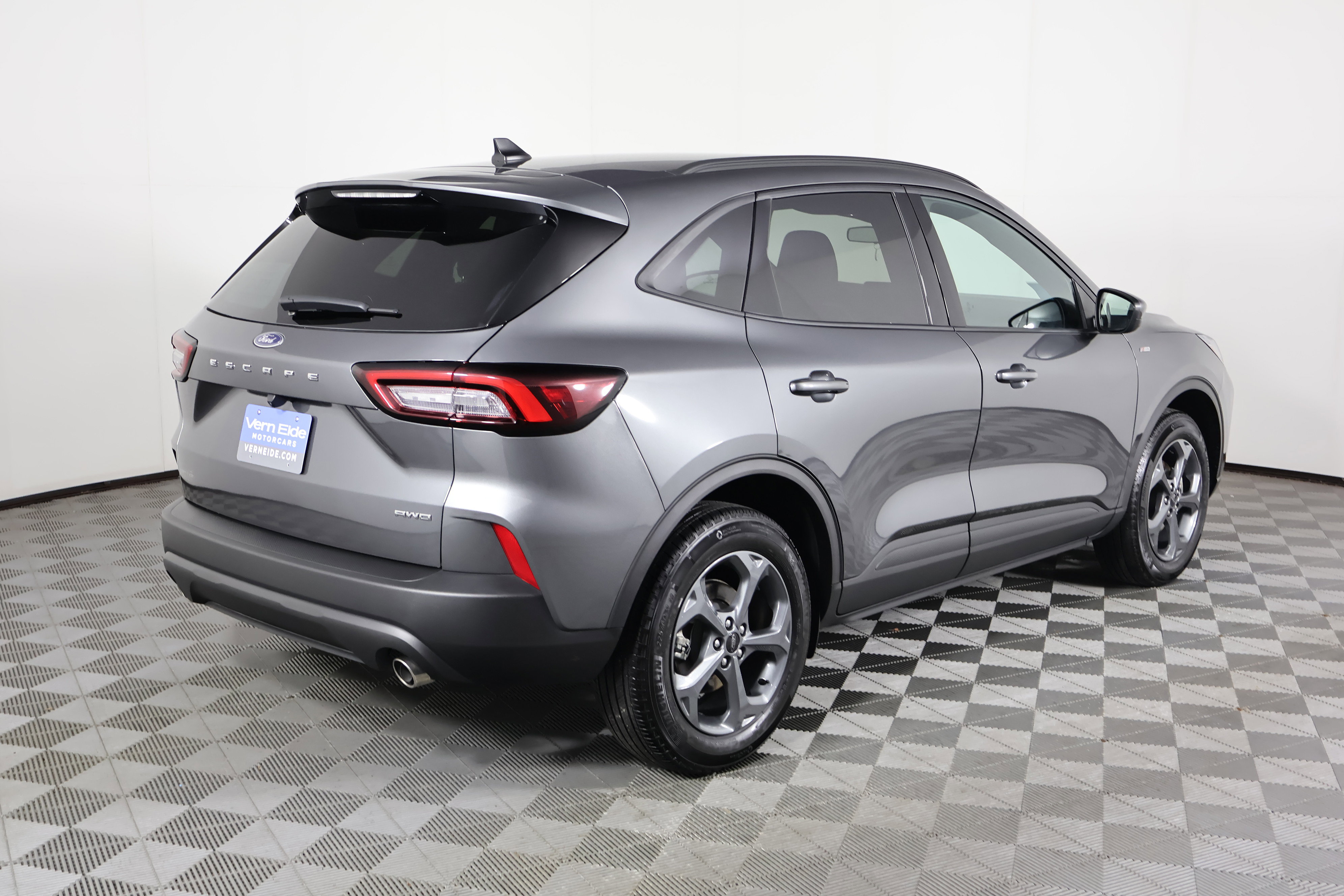 Used 2025 Ford Escape ST-Line Select image 6