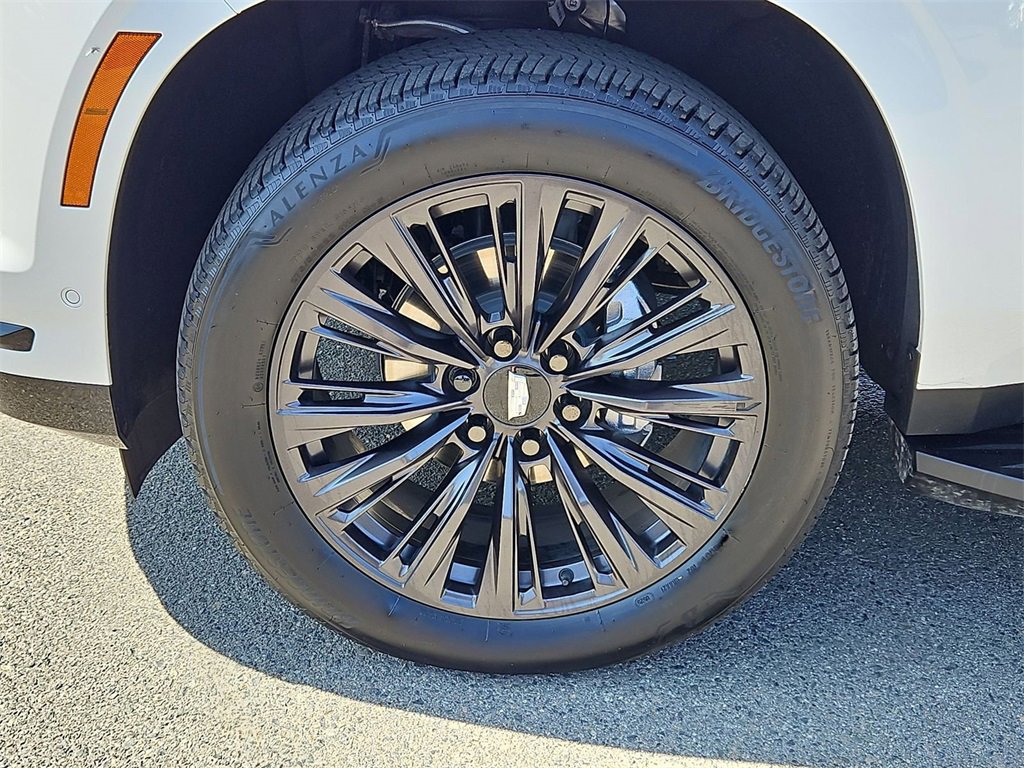 Certified 2025 Cadillac Escalade Sport w/ LPO, ONYX Package image 33