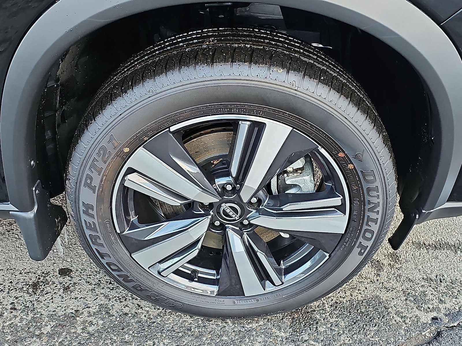 Certified 2025 Nissan Rogue SL w/ Tech Package image 8