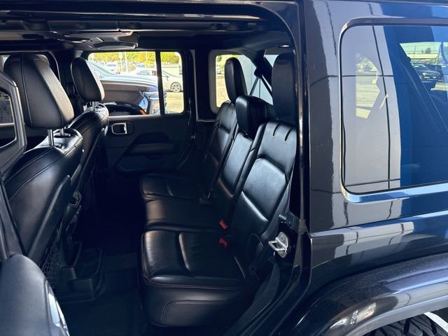 Used 2018 Jeep Wrangler Unlimited Rubicon AWD/4WD image 16
